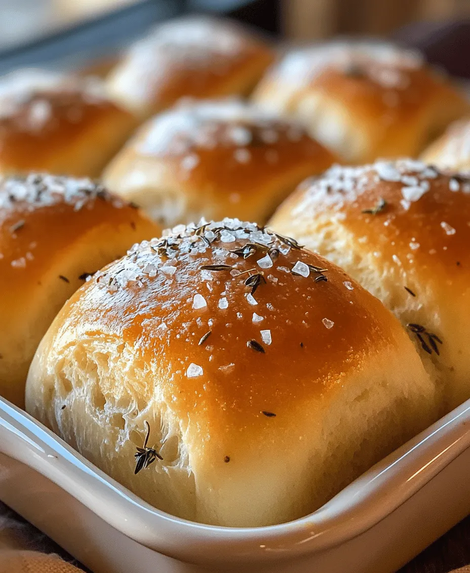 There’s something undeniably enchanting about the aroma of homemade bread wafting through your kitchen. The warm, inviting scent of baking rolls can transform a simple evening into a delightful experience, filling your home with comfort and nostalgia. Among the many varieties of bread, Buttery Herb Parker House Rolls stand out as a quintessential comfort food that elevates any meal. These rolls are perfect for family dinners, holiday celebrations, or even just a cozy night in.